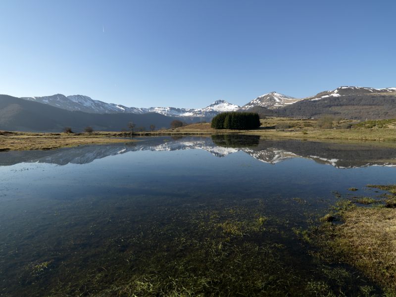 Campsite France Auvergne : Photo Chabrier Photographe
Un des très nombreux lac de montagne. Une des richesse de l'Auvergne et du Cantal